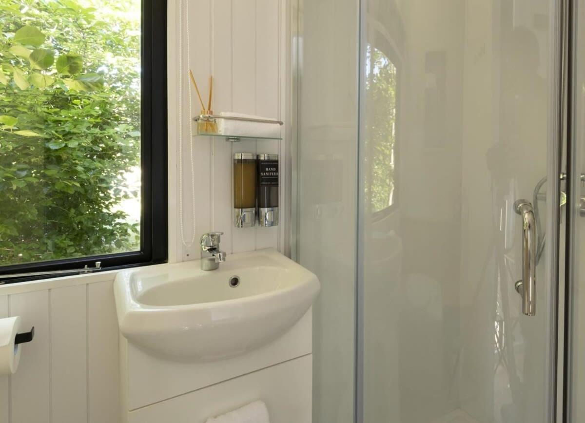 Vila Tiny Away Benger Garden 2 By Tiny Away Millers Flat Exteriér fotografie