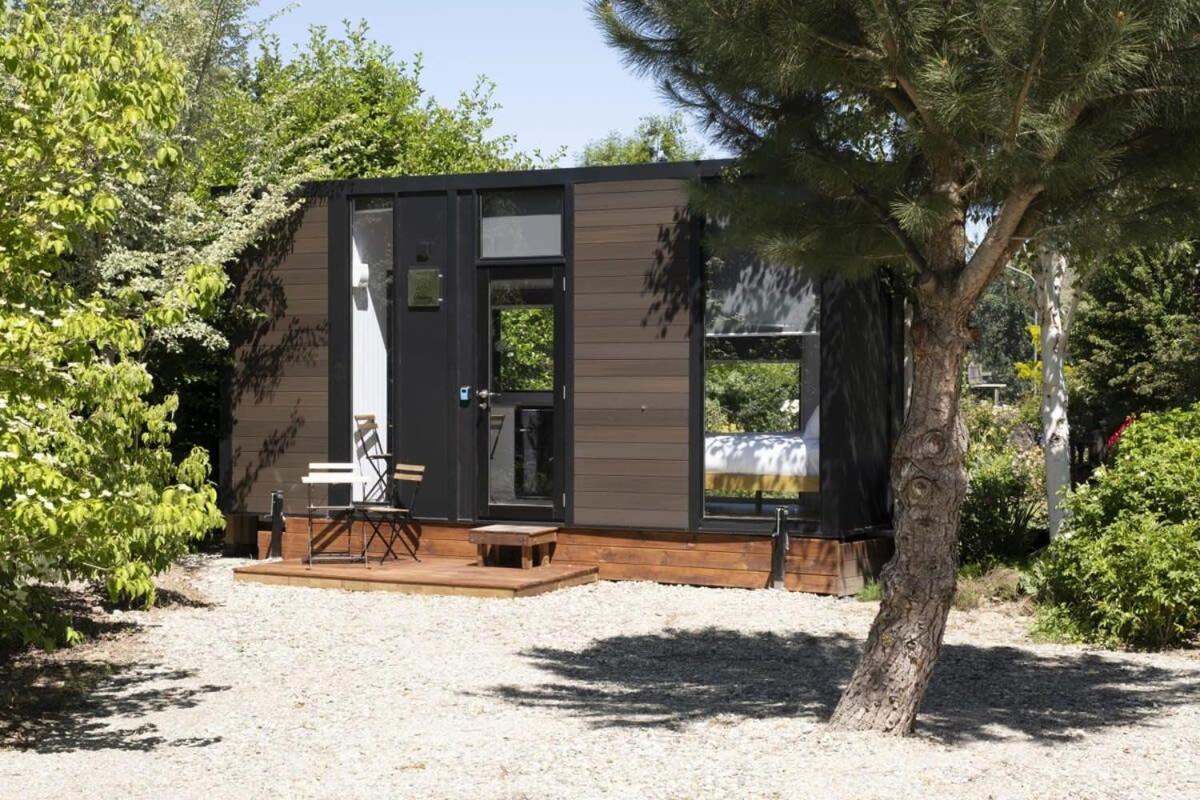 Vila Tiny Away Benger Garden 2 By Tiny Away Millers Flat Exteriér fotografie